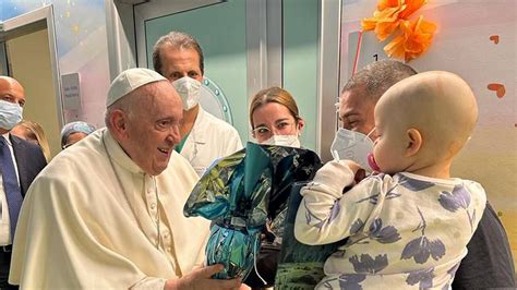 Papa Francesco Dimesso Dall Ospedale Non Ho Avuto Paura