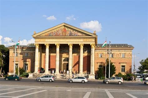 Tickets & Tours - Kunsthalle Budapest, Budapest - Viator