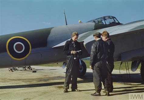 Building Mosquito Aircraft At The De Havilland Factory In Hatfield