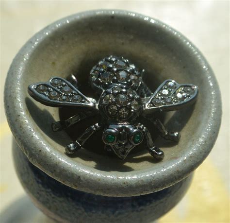 Sale Joan Rivers Bee Brooch Signed Sparkling Black Green Eyes Great