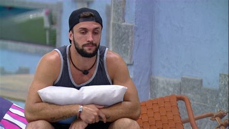 Arthur Fala Sobre Relação Com Carla Diaz No Bbb21 Queria Ficar De Boa