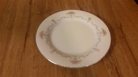 Rare Royal Castle Registered Fine Ivory China 775 Pulgadas Patrón De