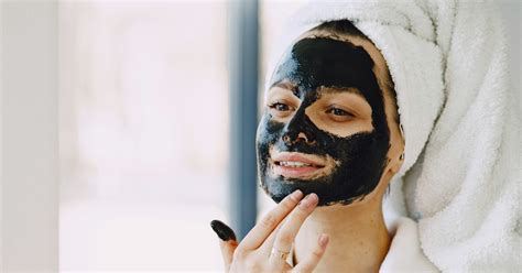 5 Exfoliantes Para Acabar Con Los Puntos Negros A Cualquier Edad