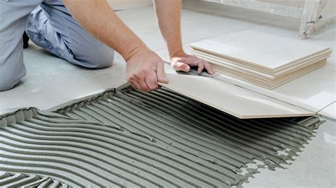 How To Lay Ceramic Tile Flooring Fantastic Handyman Australia