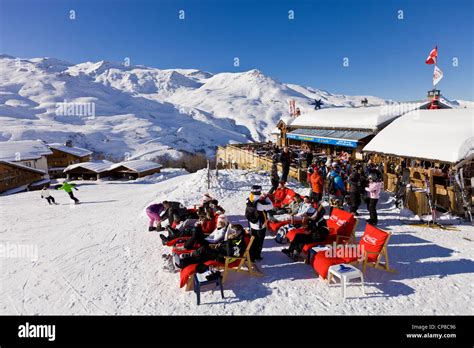 Restaurant In Ski Resort Hi Res Stock Photography And Images Alamy