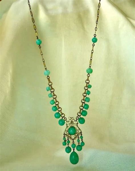 Art Deco Czech Peking Glass Necklace Gem