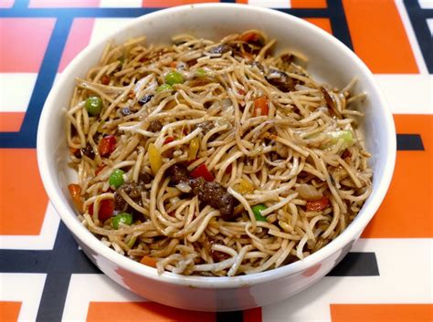 Makaron Chow Mein Z Wo Owin Przepisane Pl Przepisy Kuchni Polskiej