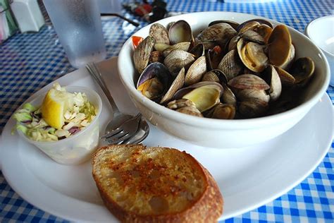 11 Classic Rhode Island Dishes To Try