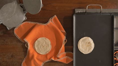 Tortillas De Maíz Corn Tortillas Recipe King Arthur Baking