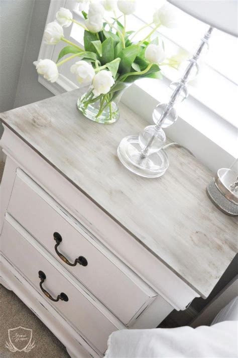 5 Things You Should Know About Chalk Paint Painted Furniture Ideas Diy Furniture Nightstand