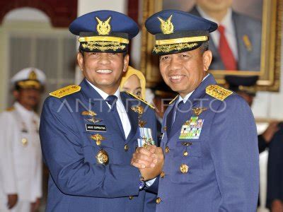 PELANTIKAN KSAU TNI ANTARA Foto