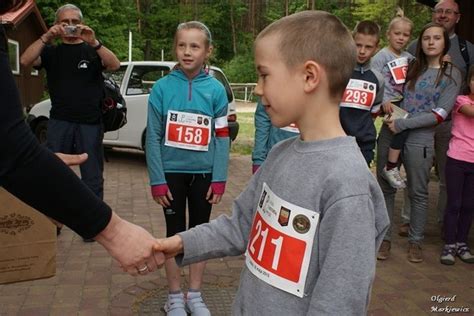 Cross z Historią w tle Grupa KAMPINOS AK