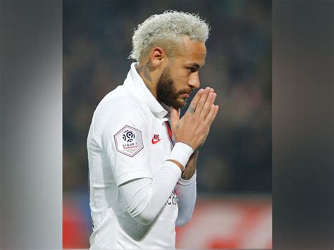 Covid Uncertainty Over Return Of Football Making Neymar Anxious