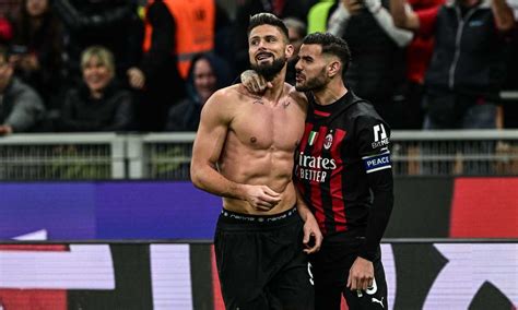 Capolavoro Giroud Ma Il Milan Piace Solo Dalla Cintola In Su E I Nuovi