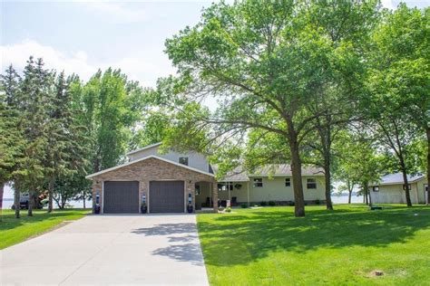 Perham, MN Real Estate - Perham Homes for Sale | realtor.com®