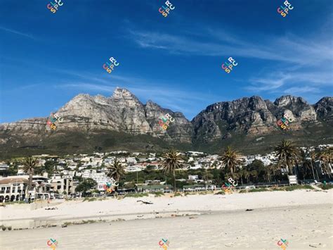 Cape Town Camps Bay with mountain view - Photo #401 - Color Space ...