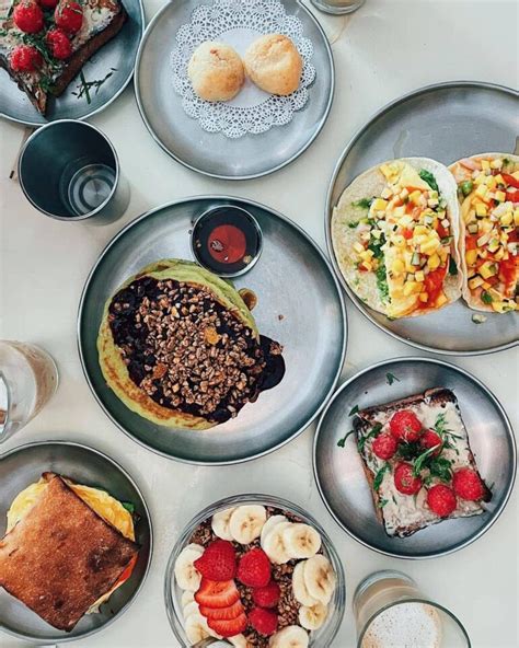 20 Best Brunch Spots In NYC For A Hearty Good Meal (+ What To Order)