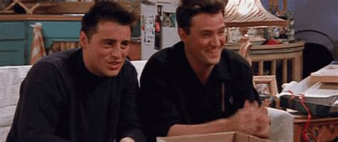 Chandler And Joey GIFs - Find & Share on GIPHY