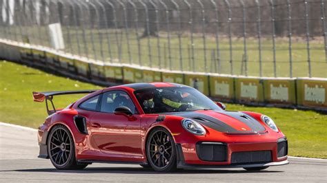 Porsche 911 GT2 RS Sets Road America Lap Record Photo Gallery