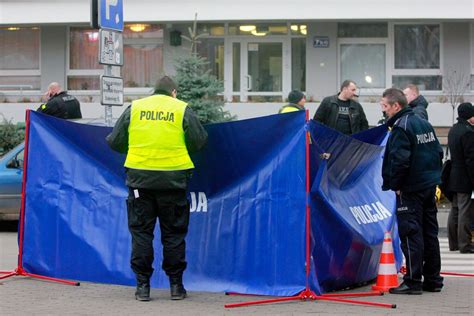 Tragedia W Warszawskim Kinie Nie Yje Latek Kt Ry Wybra Si Na