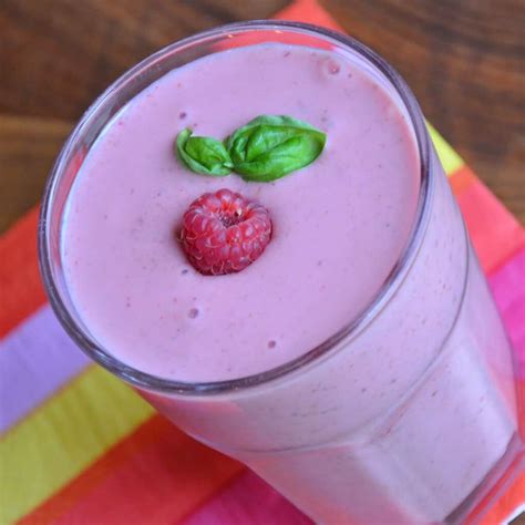 Smoothie Met Banaan Aardbei En Framboos Recepten