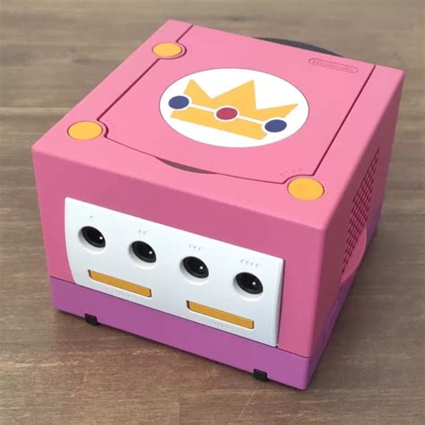 CONSOLE NINTENDO GAMECUBE Custom Mario Peach Princess Themed Pico Boot