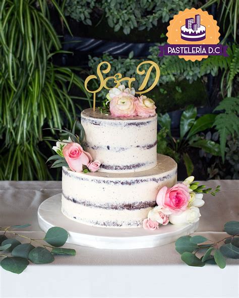 Naked cakes de Matrimonio Pastelería D C