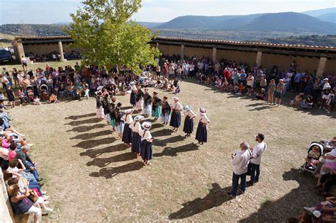 M Sica Tradici N Y Hermandad En Las Fiestas Multitudinarias De La