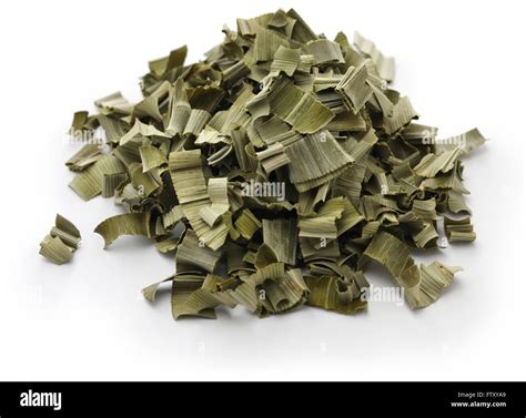 Dried Pandan Leaves Hi Res Stock Photography And Images Alamy