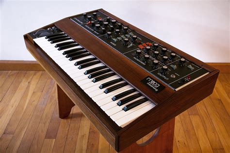 MATRIXSYNTH: 1970's Moog Minimoog Model D with Moog 1125 Sample & Hold