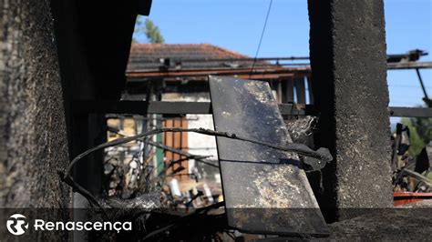 Vítimas de fogos de setembro podem candidatar se a apoios à habitação