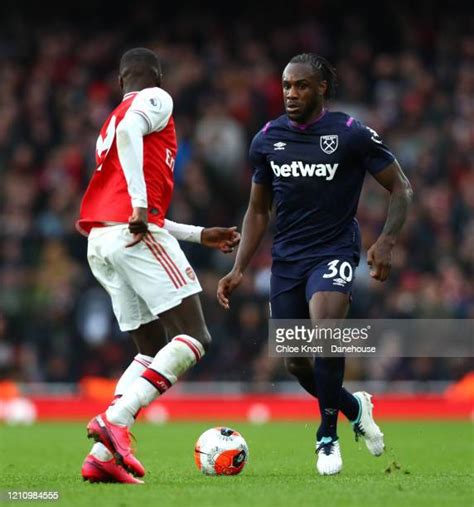 Nicolas Pepe Vs West Ham Photos And Premium High Res Pictures Getty