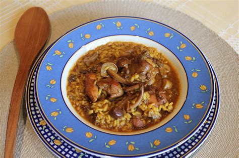 Pacocinartu Arroz Meloso De Pollo Y Conejo Con Setas Y Ajos Tiernos