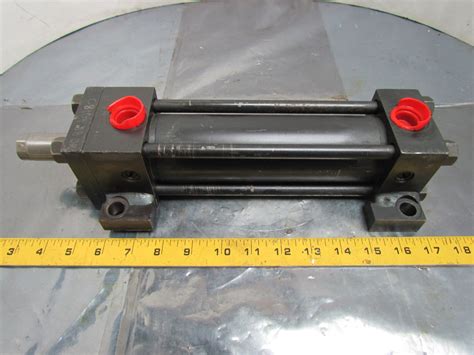 Hydro Line Hydraulic Cylinder 2 Bore 5 38 Stroke Side Lugs Extended Rod