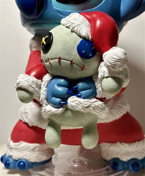 Santa Stitch Christmas Statue Disney Showcase Dvdcheck Wissen