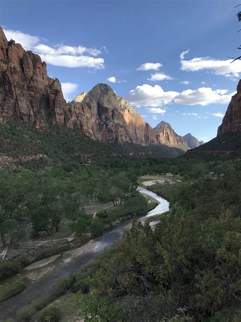 Amazing view of Zion Canyon - Zion NP : r/hiking