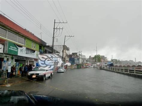 Intensa Lluvia Deja Afectaciones En Colonias De Minatitl N