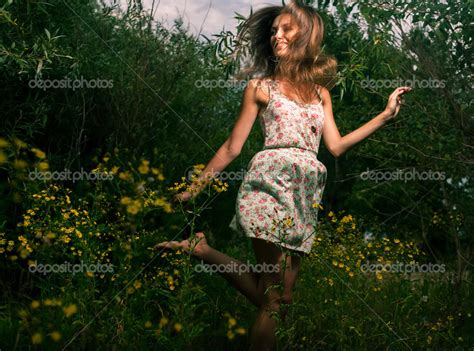 Happy girl dancing — Stock Photo © mettus #39378113