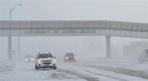 Blizzard Era Bell Forces Closure Of Interstate 29 Grand Forks Herald