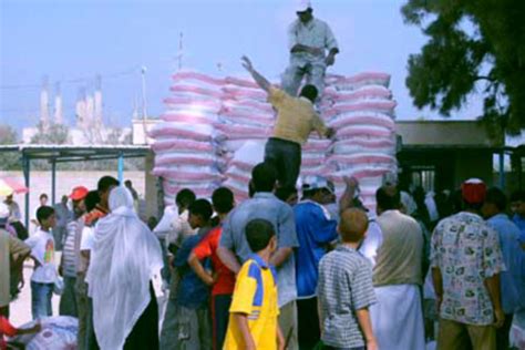 UNRWA suspends emergency food aid in Gaza | The Electronic Intifada