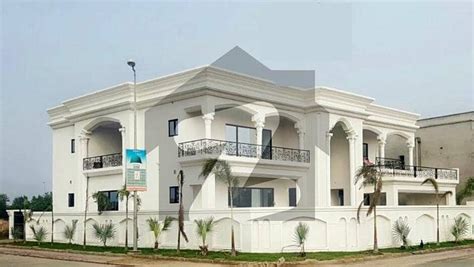 28 MARLA BRAND NEW CORNER HOUSE FOR SALE IN SECTOR E BAHRIA TOWN LAHORE