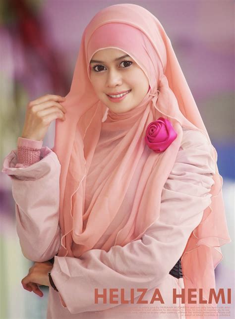 Foto Artis Wanita Berjilbab Paling Cantik Dan Manis Di Malaysia