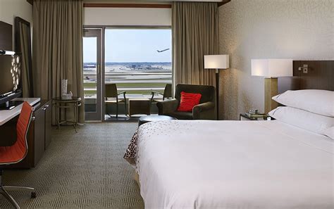 RENAISSANCE CONCOURSE ATLANTA AIRPORT HOTEL