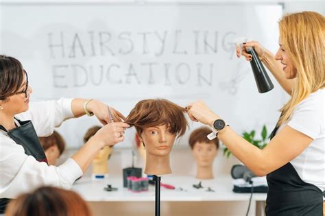 Premium Photo | Hairdresser Education Hairstyling Beginner Course