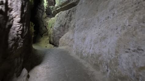 Tunnels of the Egyptian pyramids. Science, archeology, underground ...