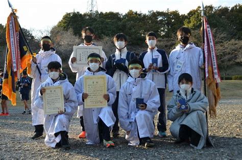 県中学駅伝 男子・三島、女子・真岡東v ／栃木 毎日新聞