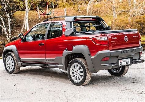 Fiat Strada 2017 Adventure Cabine dupla Preço Consumo Fotos Valor