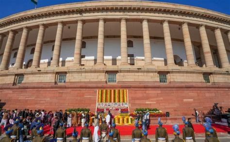 In photos: Ministers pay homage to victims of 2001 Parliament attack ...