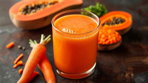 Cómo Preparar El Jugo De Zanahoria Con Papaya Que Ayuda A Generar Colágeno Y A Mejorar La Salud