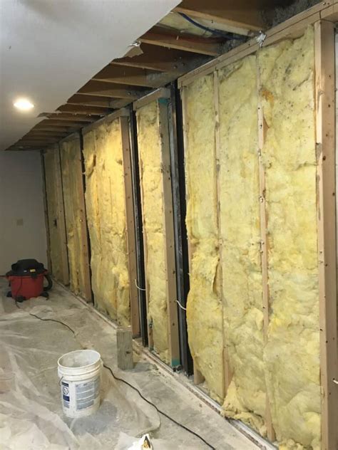 Fiberglass Insulation Installed - Missouri Foundation & Foam